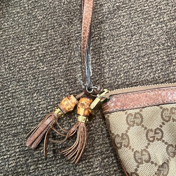 Gucci Vintage Guccissima Brown Leather Bamboo Wristlet. - Picture 8 of 10